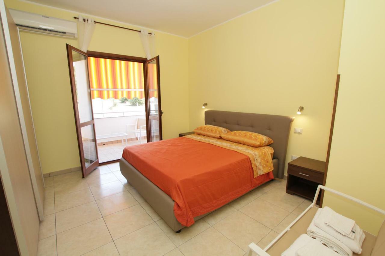 Dal Barone Capo Vaticano Exterior foto